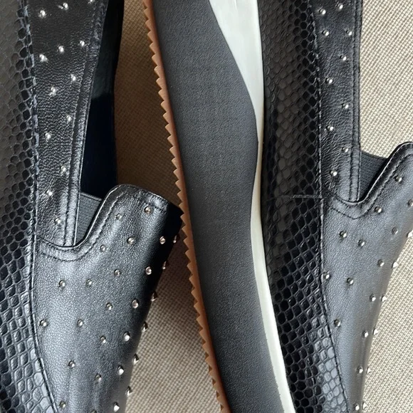 NWOT DONALD PLINER LIZZEE COMFY SLIP ON STUDDED PLATFORM LEATHER SHOES SIZE 8M - Picture 12 of 17